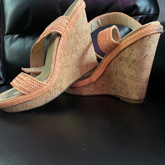 Sandals - Picture 2 of 3